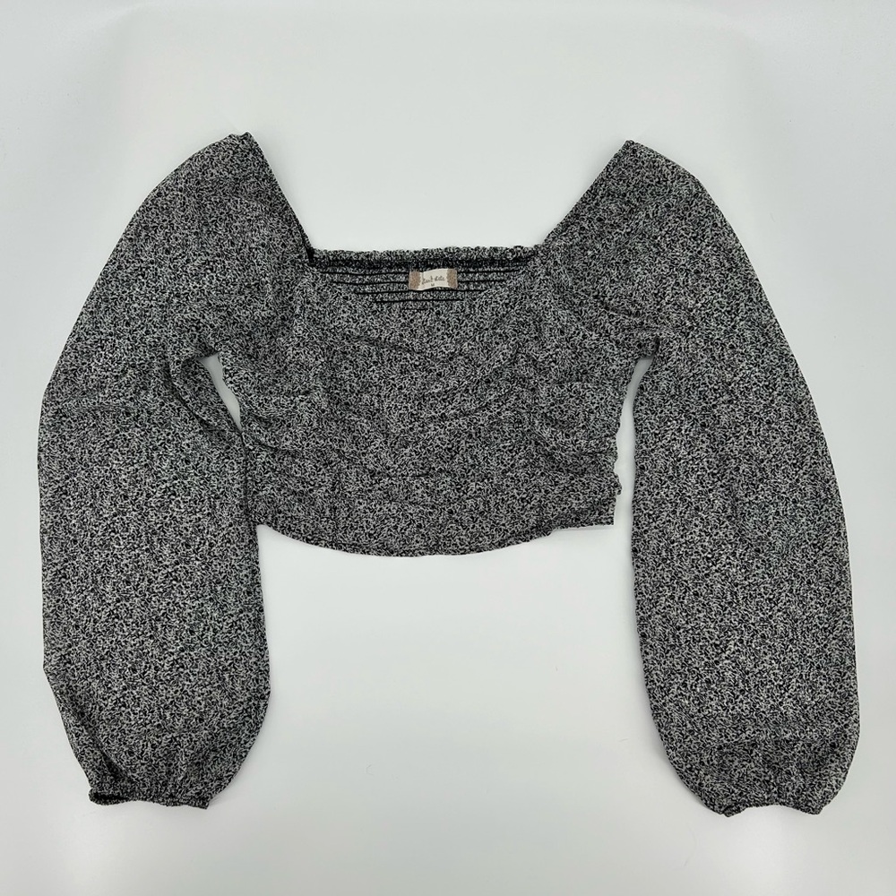 Altrd State- floral long sleeve cropped top- size medium - Picture 1 of 4